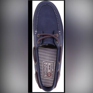 Nautica Men's Navy Casual Boat Shoes, size 9.5